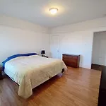 Sunny Sf Home - Cozy, Spacious, Convenient W/Parking, A+ Location!!